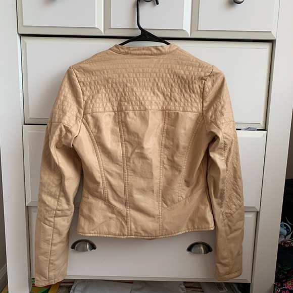 JouJou vintage beige/tan vegan faux leather jacket - Picture 2 of 4